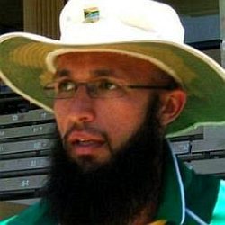 Hashim Amla age