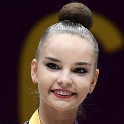 Dina Averina age