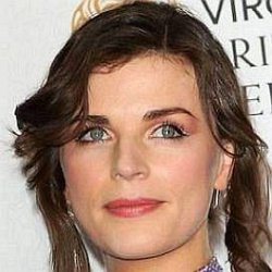 Aisling Bea age