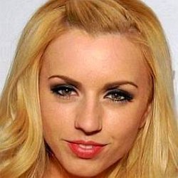 Lexi Belle age