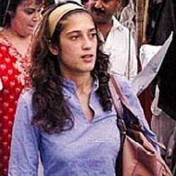 Fatima Bhutto age