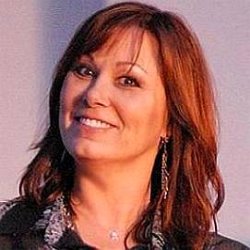 Suzy Bogguss age