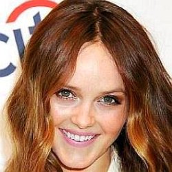 Rebecca Breeds age