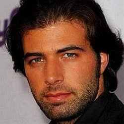 Jencarlos Canela age