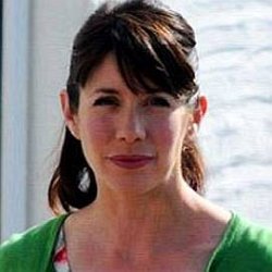 Caroline Catz age