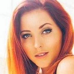 Lucy Collett age