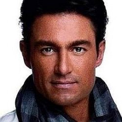 Fernando Colunga age