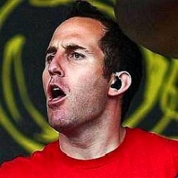 Chuck Comeau age