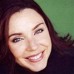 Stephanie Courtney age