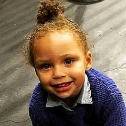 Riley Curry age