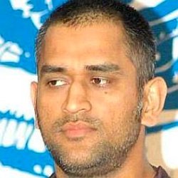 Mahendra Singh Dhoni age