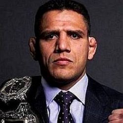 Rafael dos Anjos age