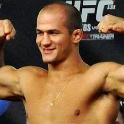 Junior dos Santos age