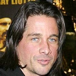 Michael Easton age