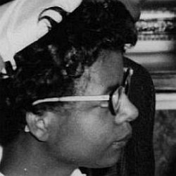 Elizabeth Eckford age