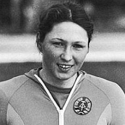 Karin Enke age