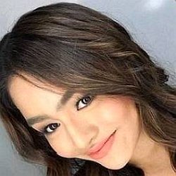 Vivoree Esclito age