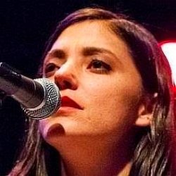 Sharon Van Etten age