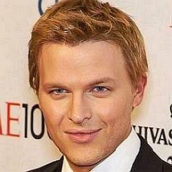 Ronan Farrow age