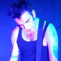 Simon Gallup age