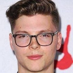 Kevin Garrett age