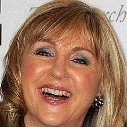 Lesley Garrett age