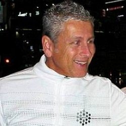 Louie Giglio age