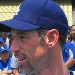 Luis Gonzalez age