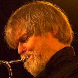 Tom Harrell age