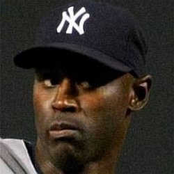 Latroy Hawkins age