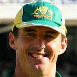 Brad Hogg age