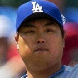 Hyun-jin Ryu age