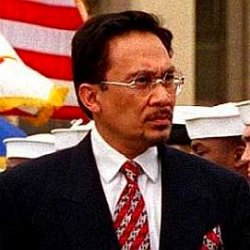 Anwar Ibrahim age