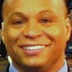 Gus Johnson age