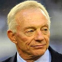 Jerry Jones age