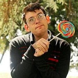 Moshe Kasher age