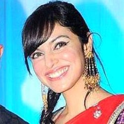 Divya Khosla Kumar age