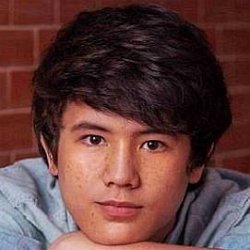 Juan Karlos Labajo age