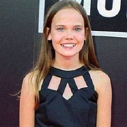 Oona Laurence age