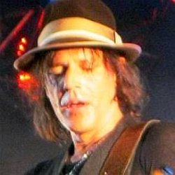 Jean Leloup age