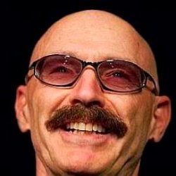 Tony Levin age