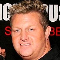 Gary Levox age