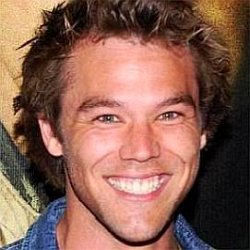 Lincoln Lewis age