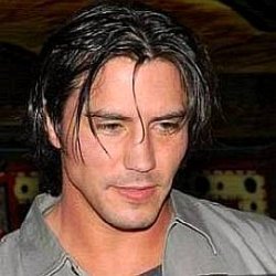 Paul London age