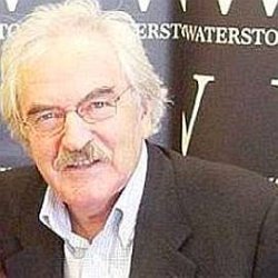 Des Lynam age