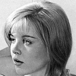 Sue Lyon age