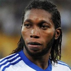 Dieumerci Mbokani age