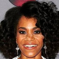 Kelly McCreary age