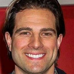 Scott McGillivray age