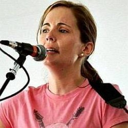 Lori McKenna age